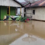 Kondisi banjir yang terjadi di desa Badau Kecamatan Badau