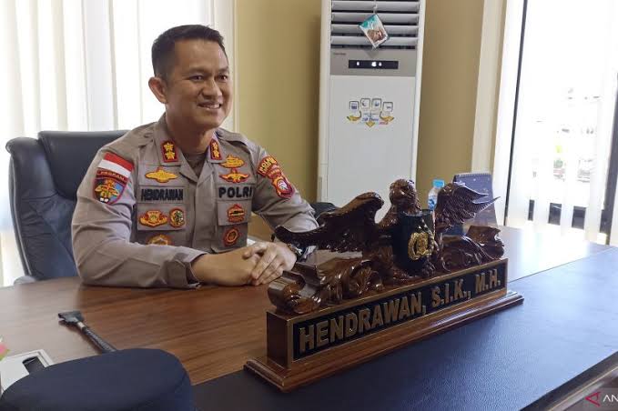 Mantan Kapolres Kapuas Hulu AKBP Hendrawan 