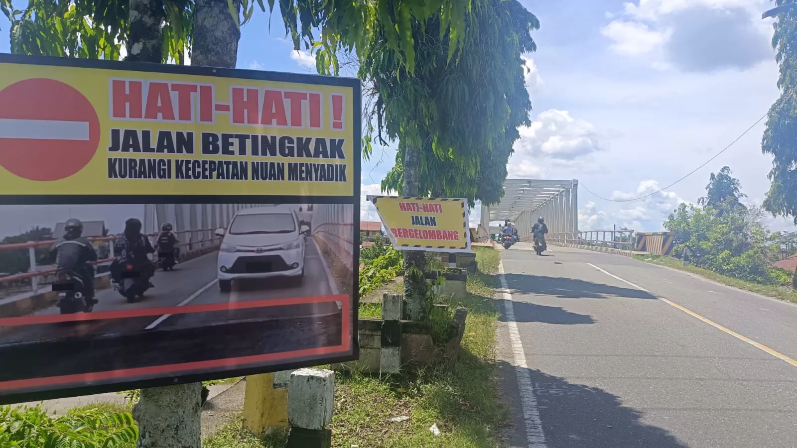 Kondisi oprit jembatan Kapuas Putussibau