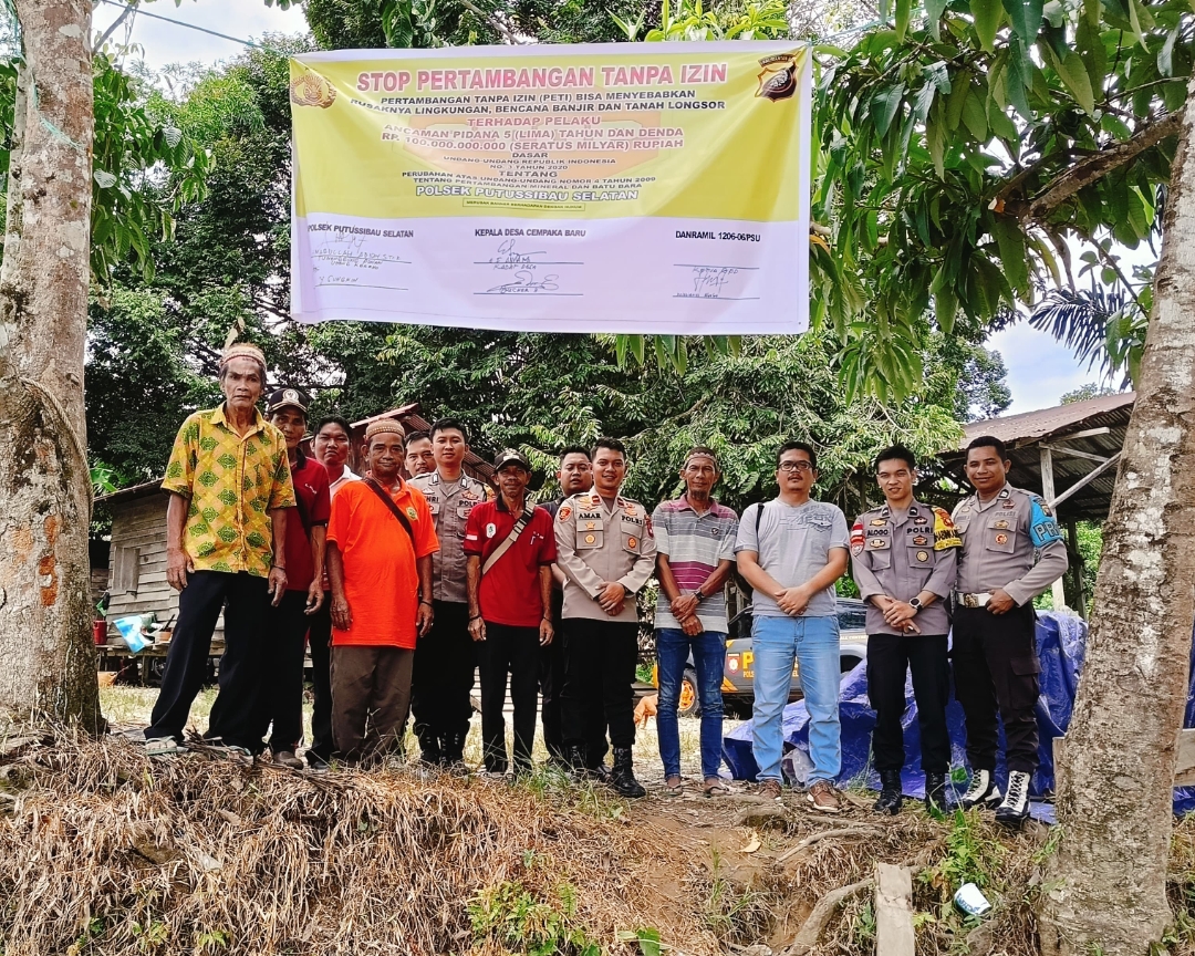 Polsek Putussibau Selatan saat melakukan imbauan larangan PETI di Hulu Kapuas