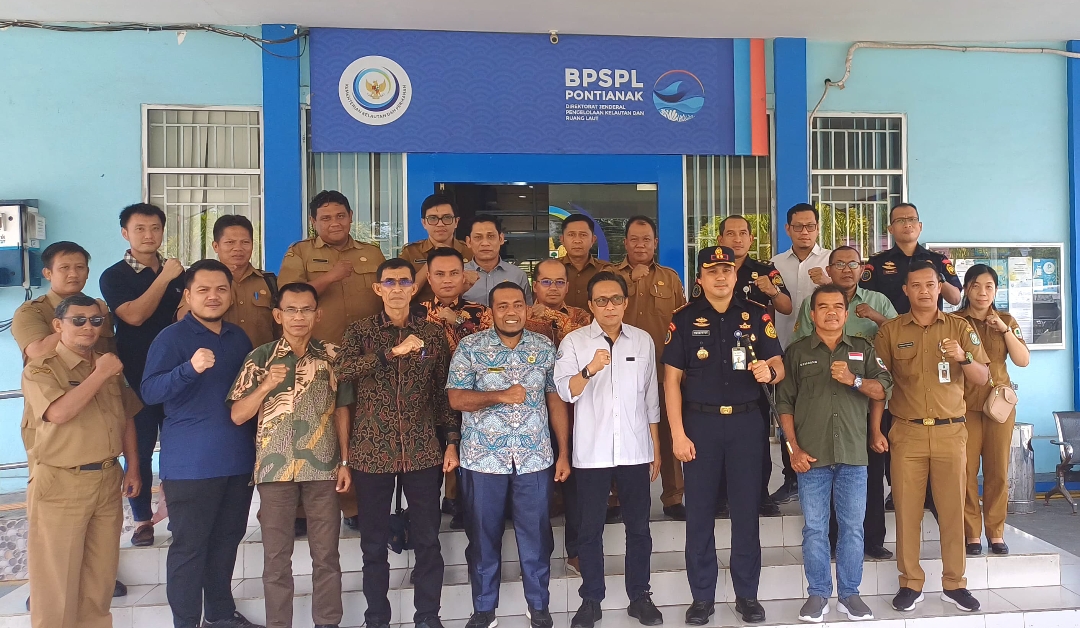 Anggota DPRD Kapuas Hulu saat kunjungan kerja ke BPSPL Pontianak memperjuangkan harga Ikan Arwana