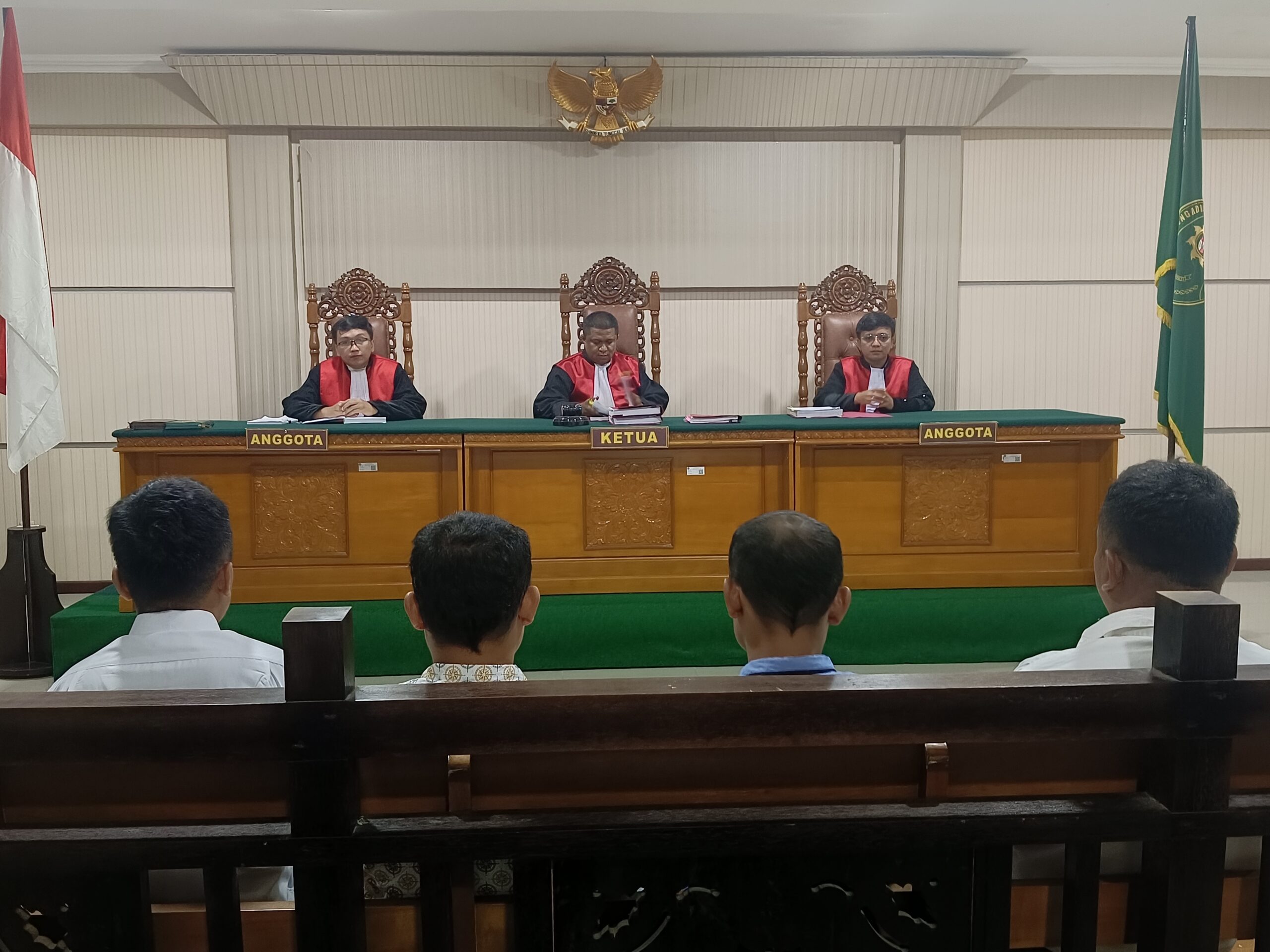 Suasana persidangan empat perkara sabu 20 Kilogram di Pengadilan Negeri Putussibau