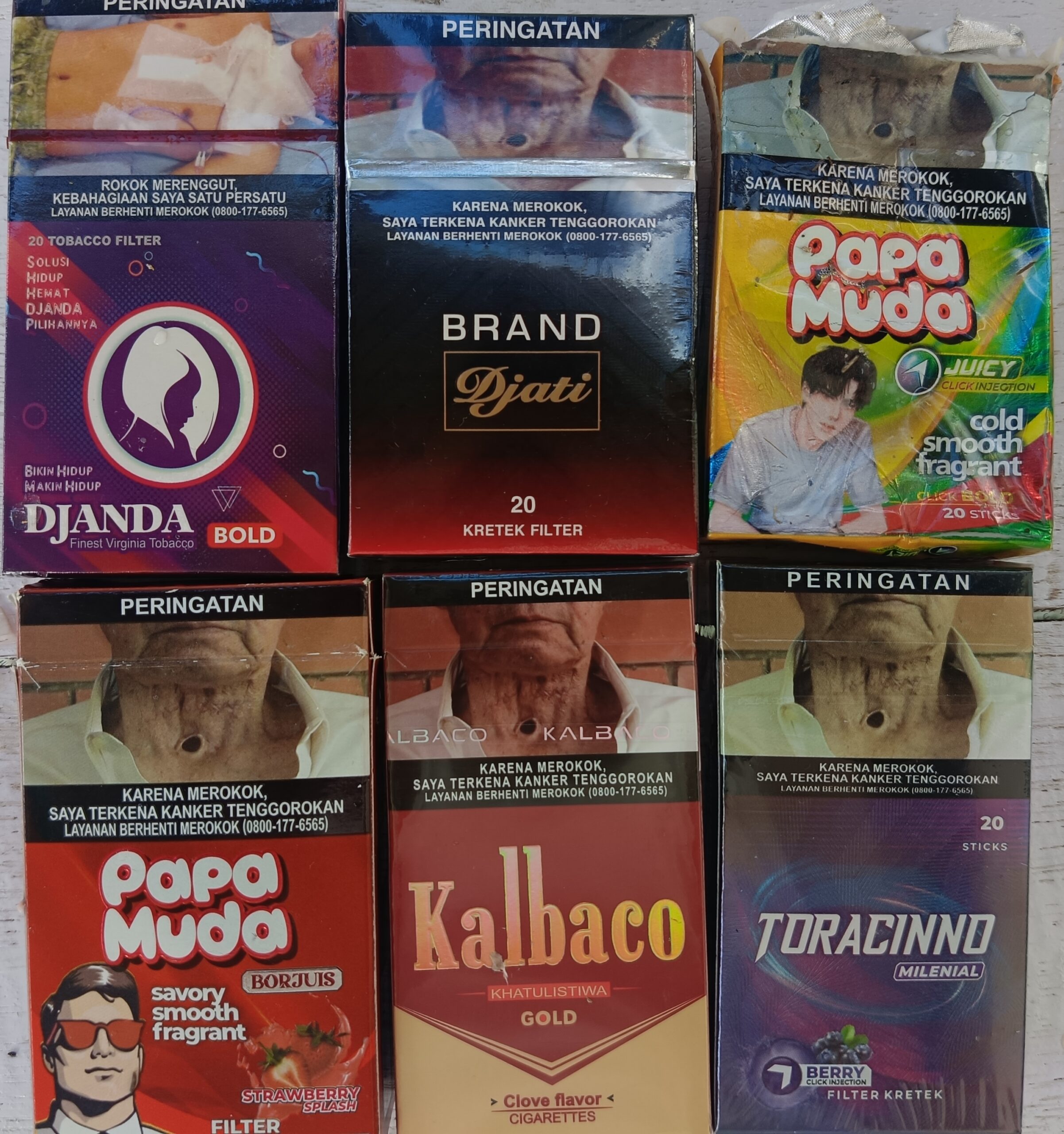 Rokok-rokok murah yang diduga ilegal karena tidak sesuai antara cukai dan isinya tang banyak beredar di Kapuas Hulu 