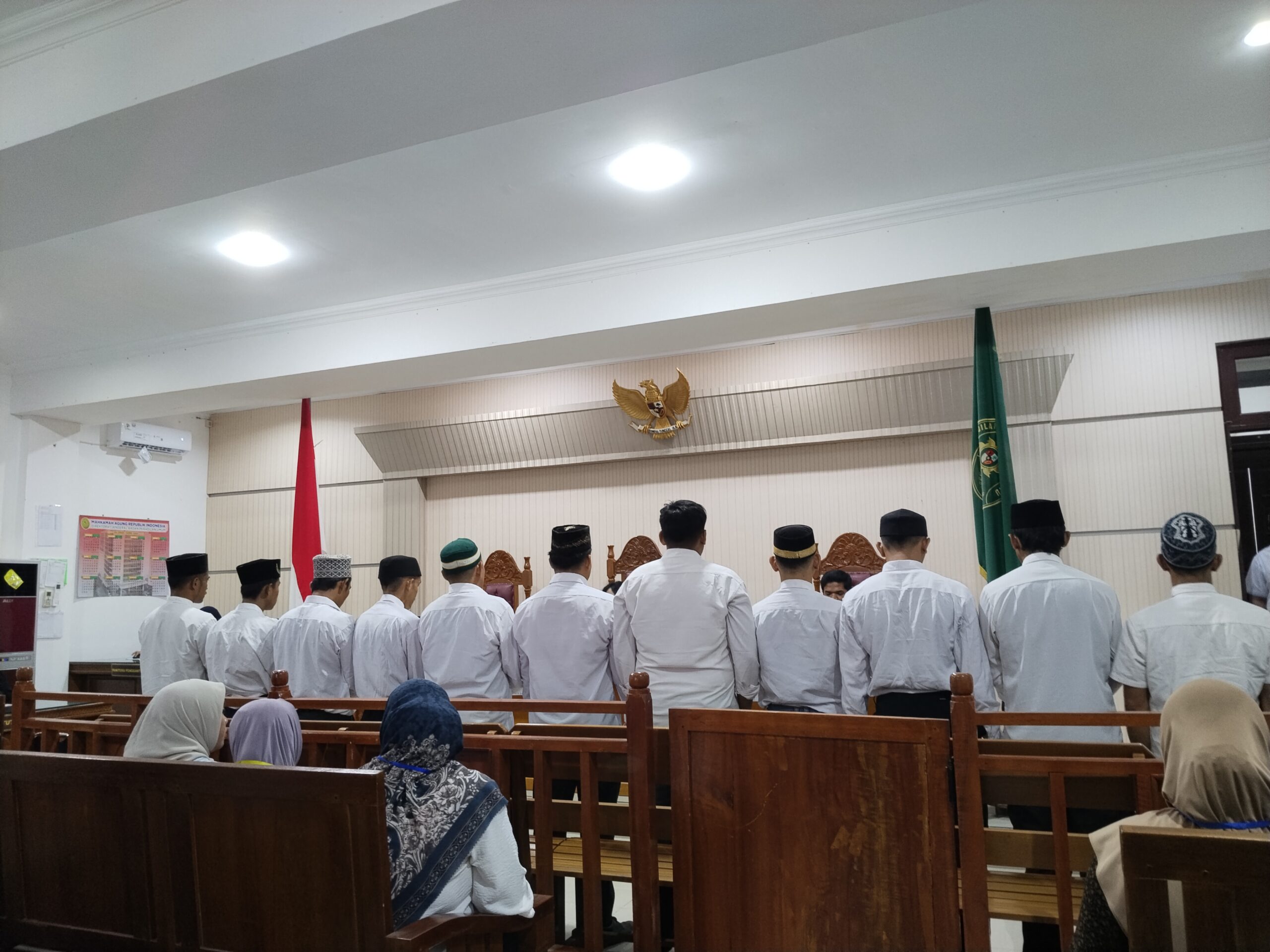 Suasana sidang perkara pengeroyokan di Bunut Hulu di Pengadilan Negeri Putussibau